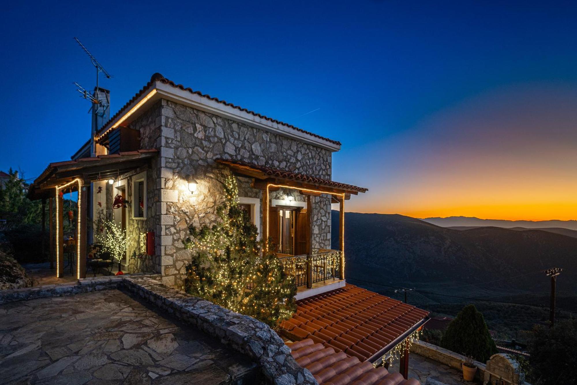 Rock Dandy Deluxe Chalet In Arachova - Delphi, Sauna, Prv Parking, Amazing View Luaran gambar