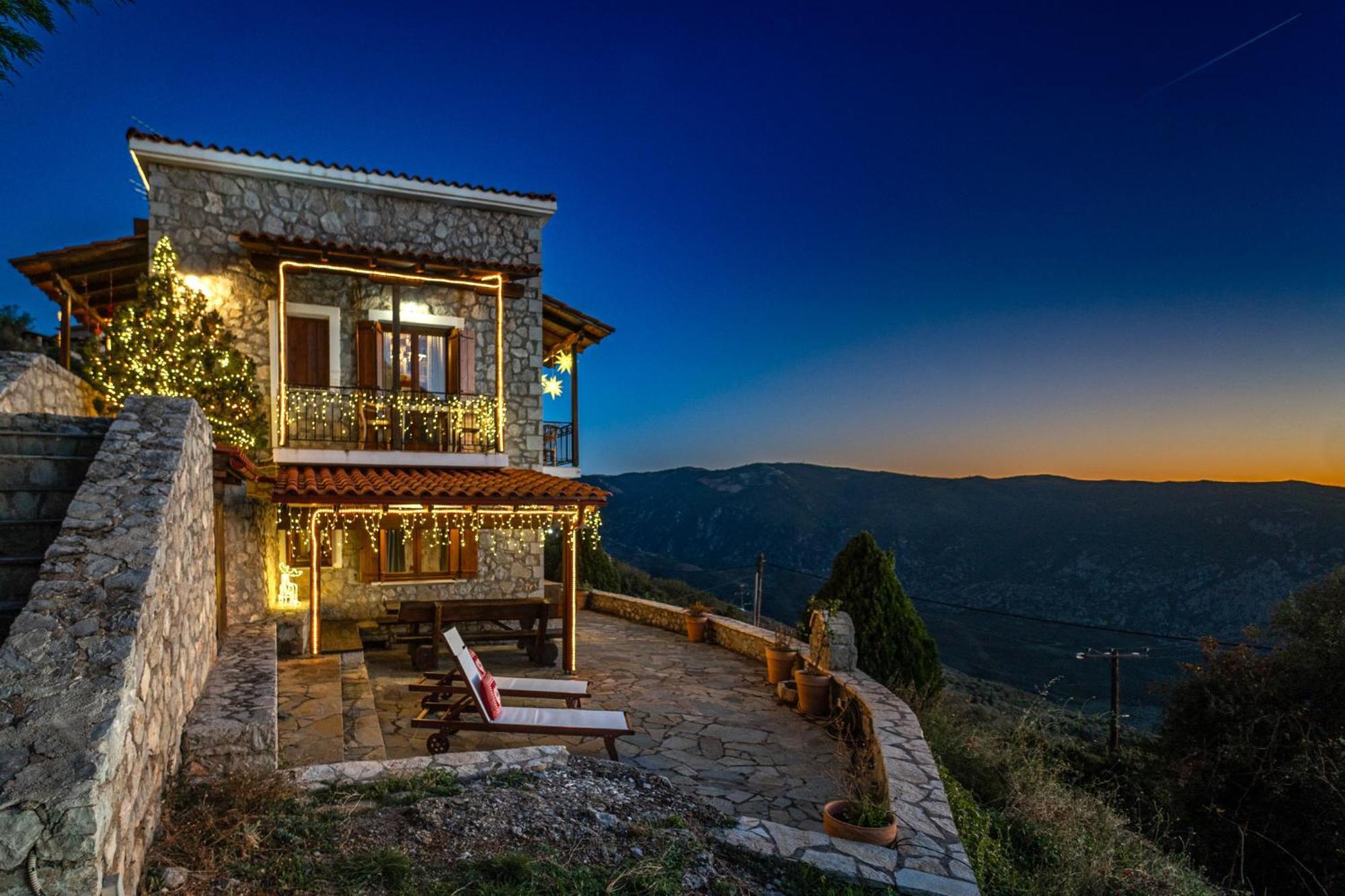 Rock Dandy Deluxe Chalet In Arachova - Delphi, Sauna, Prv Parking, Amazing View Luaran gambar