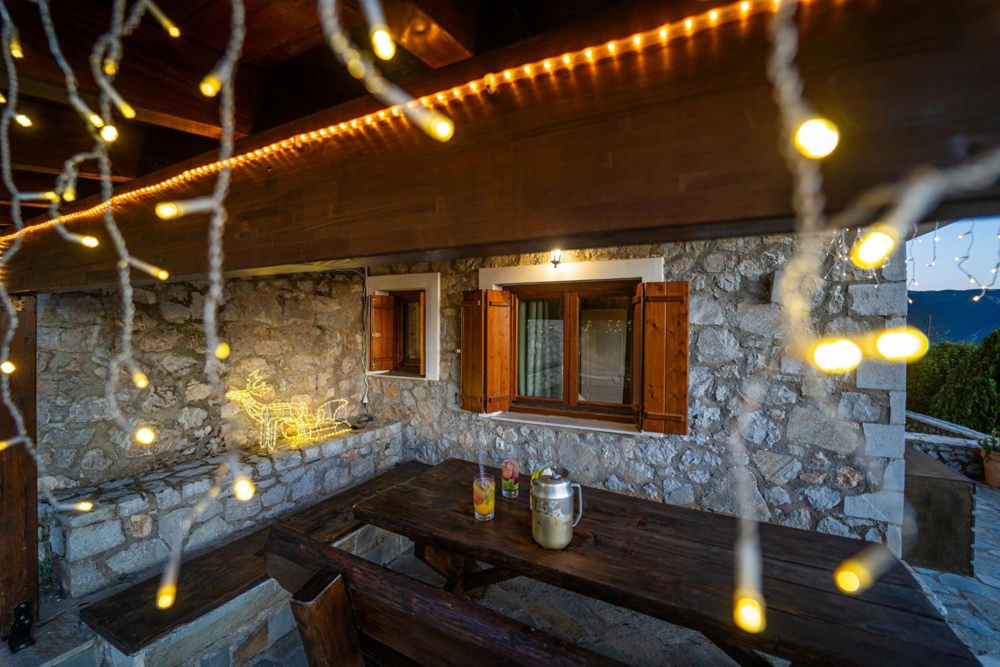 Rock Dandy Deluxe Chalet In Arachova - Delphi, Sauna, Prv Parking, Amazing View Luaran gambar