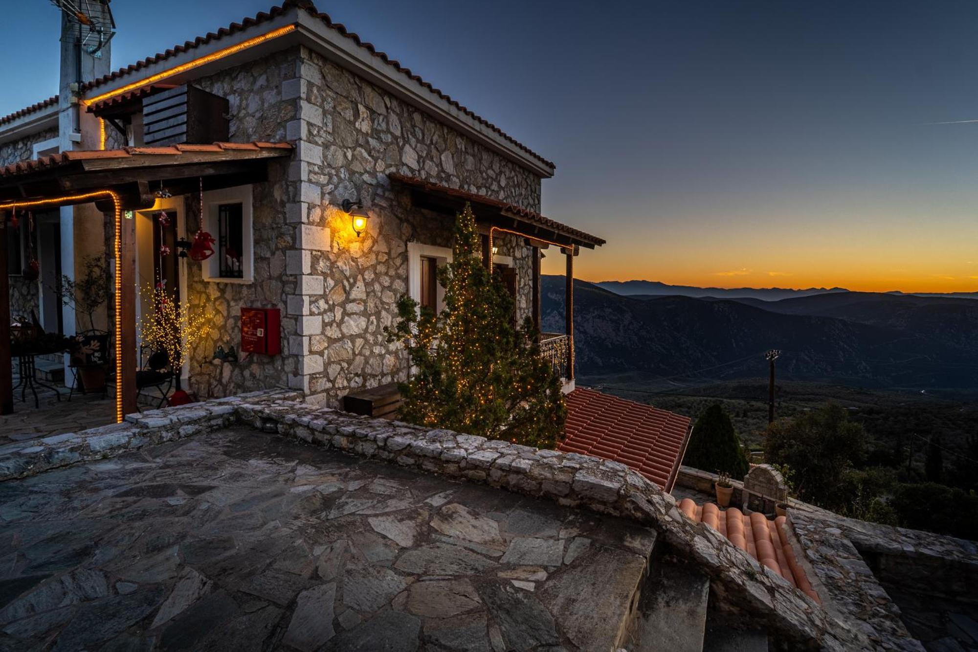 Rock Dandy Deluxe Chalet In Arachova - Delphi, Sauna, Prv Parking, Amazing View Luaran gambar