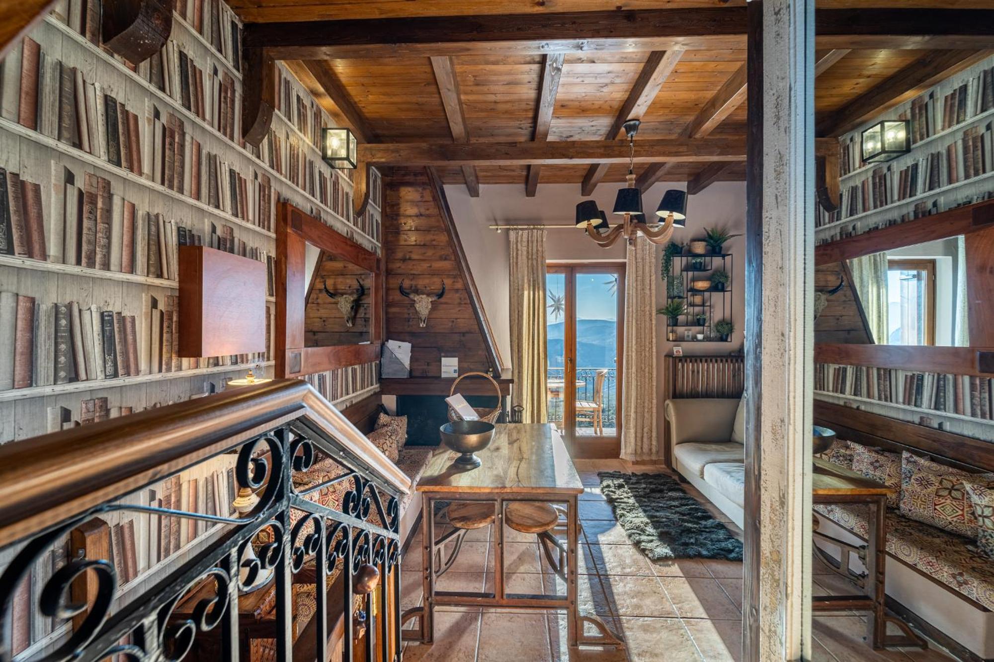 Rock Dandy Deluxe Chalet In Arachova - Delphi, Sauna, Prv Parking, Amazing View Luaran gambar