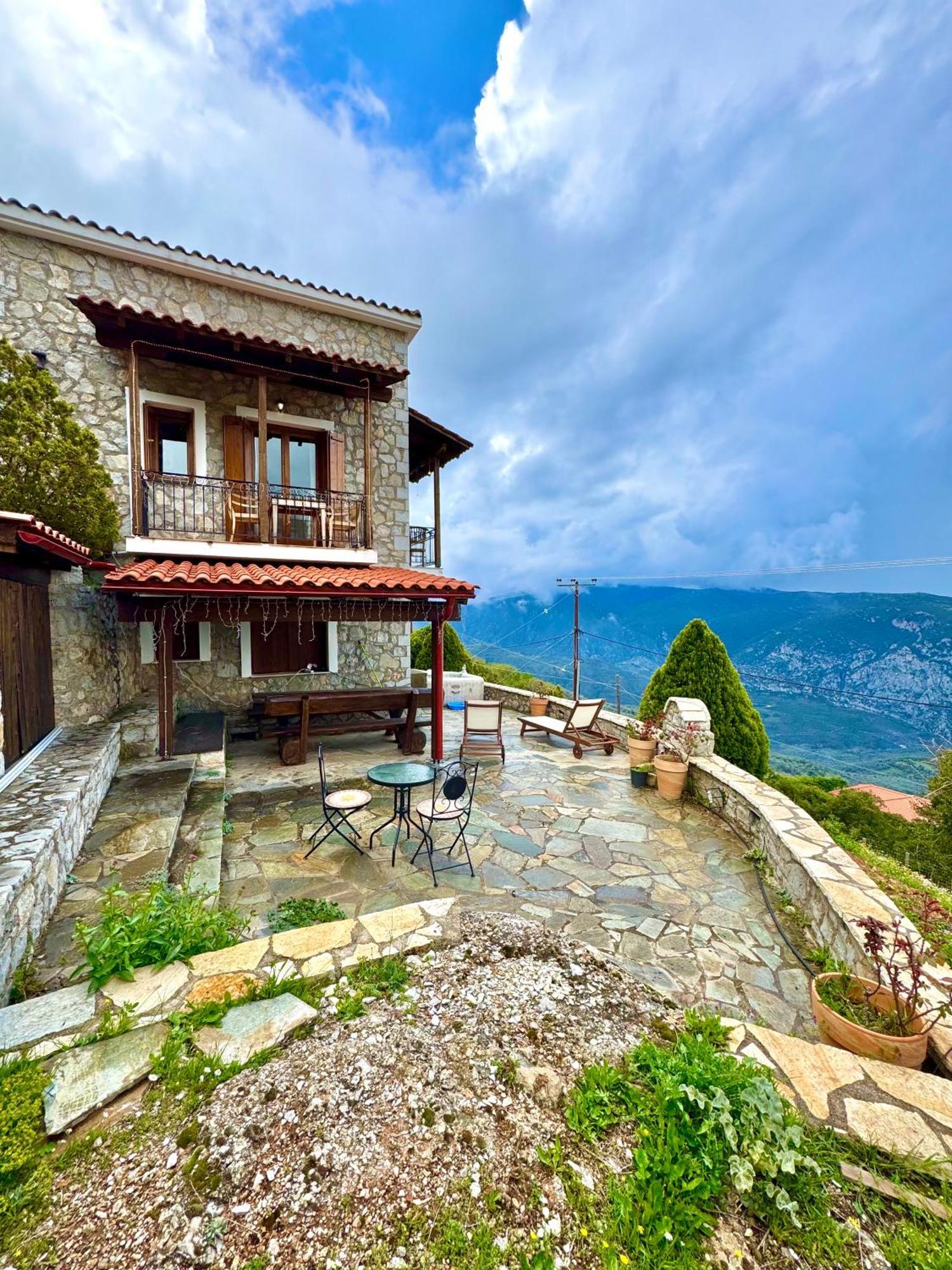 Rock Dandy Deluxe Chalet In Arachova - Delphi, Sauna, Prv Parking, Amazing View Luaran gambar
